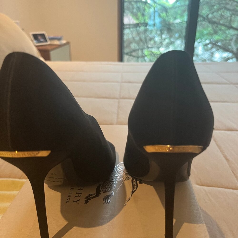 BURBERRY PRORSUM HYDONS 100 SATIN PEEP TOE PUMPS/ size 9 (40)